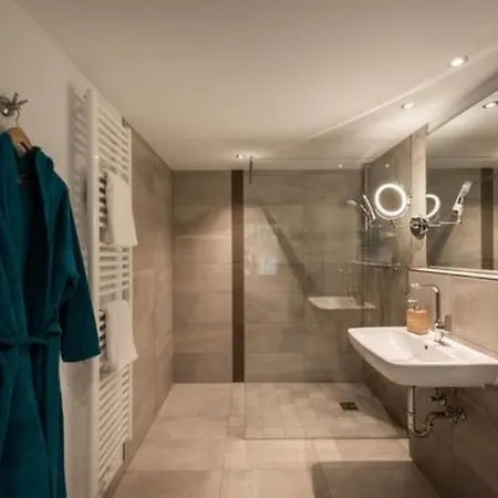 Apartment Luxuschalet - Altes Mit Private By Interhome