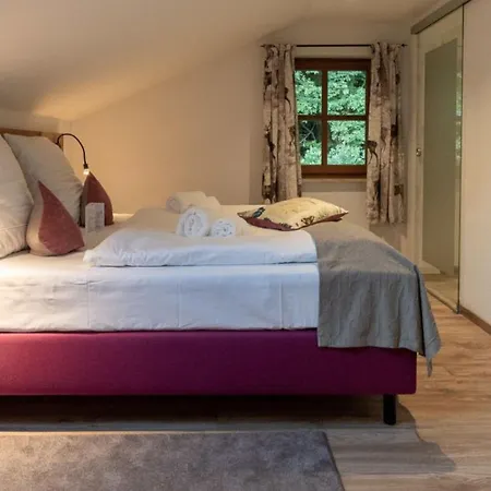 Luxuschalet - Altes Mit Private By Interhome Regen