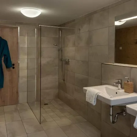 Apartment Luxuschalet - Altes Mit Private By Interhome