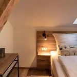 Luxuschalet - Altes Mit Private By Interhome Lejlighed